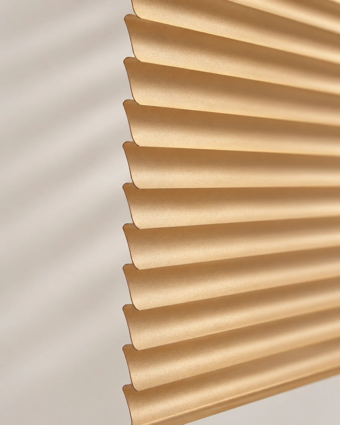 C-profile aluminum blinds · Slat side profile